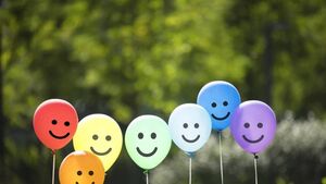 Editorial: Keeping the bright side out