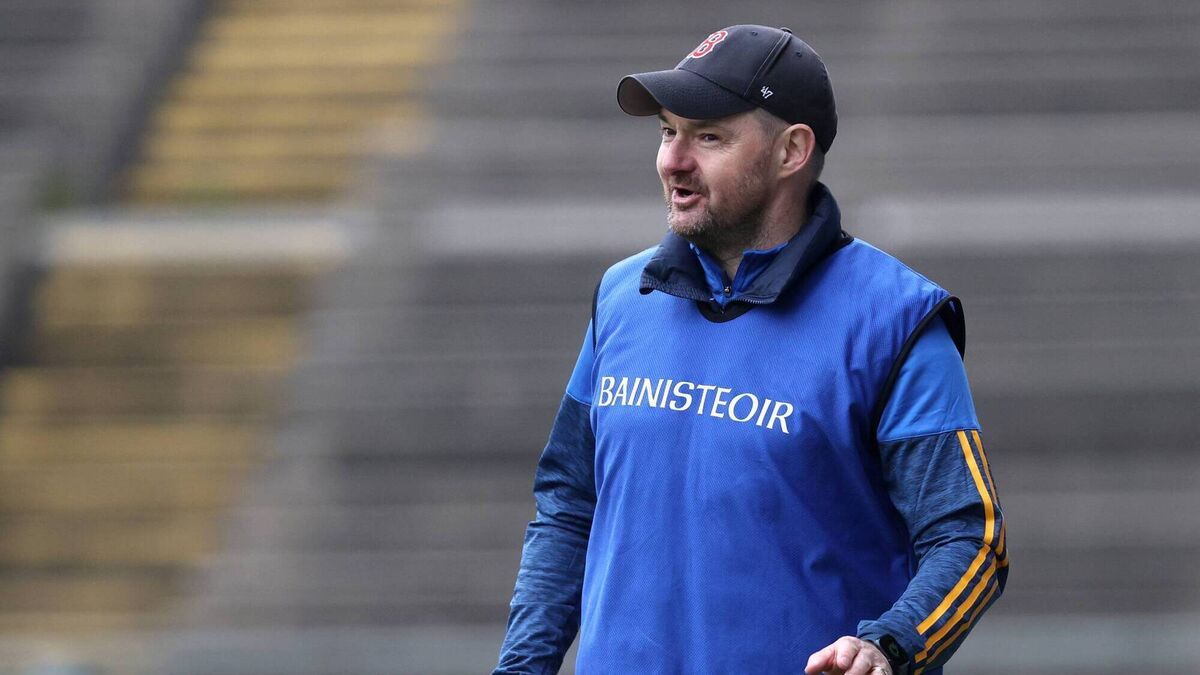 Dunning steps down as U-20 football manager