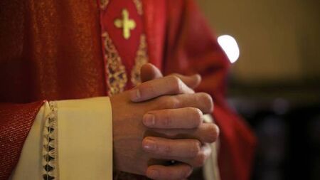 No last minute reprieve as popular Roscommon priest set to leave parish