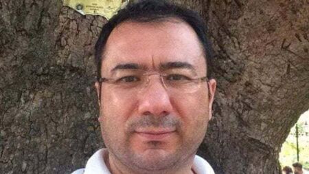 Turkish prosecutor further remanded in custody for breaking Irish immigration laws