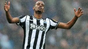 Alexander Isak injury could mean Anthony Gordon continuing as Newcastle striker Alexander Isak injury could mean Anthony Gordon continuing as Newcastle striker