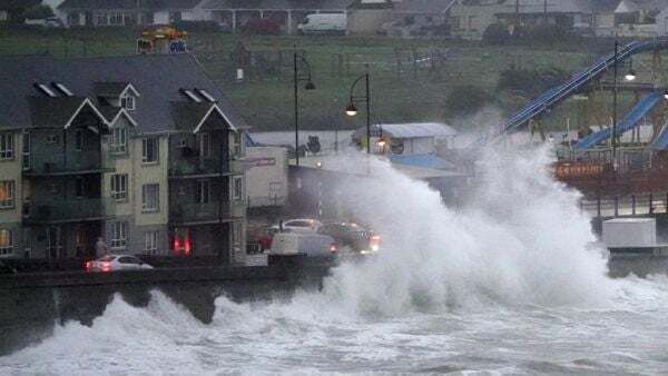 Met Éireann warns of heavy rain this weekend before aftermath of Hurricane Kirk hits