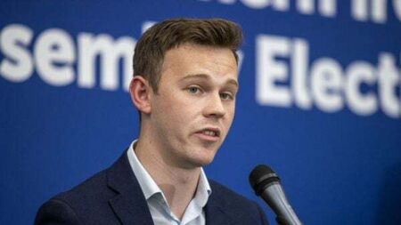 Eóin Tennyson elected as new deputy leader of Alliance Party