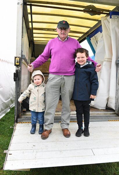 Entertainer Frank Nelson with Donnacha and Rían Devaney, pictured at the Sliabh Bán Harvest Festival. Pic. Gerard O’Loughlin 