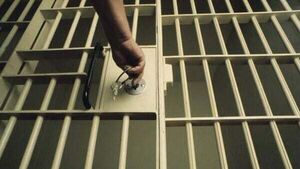 Man back behind bars after attacking woman three weeks after his release Man back behind bars after attacking woman three weeks after his release