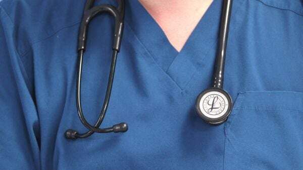 Hospital overcrowding: 450 admitted patients wait for beds