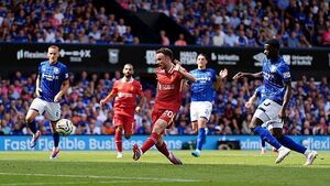 Liverpool forward Diogo Jota out until after November international break