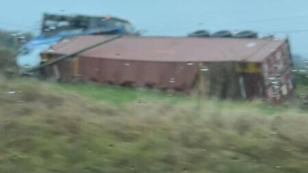 Operation to remove overturned lorry to get underway