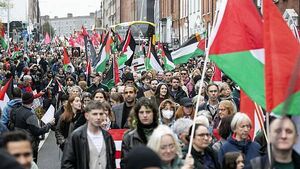Thousands participate in Palestinian solidarity march in Dublin Thousands participate in Palestinian solidarity march in Dublin