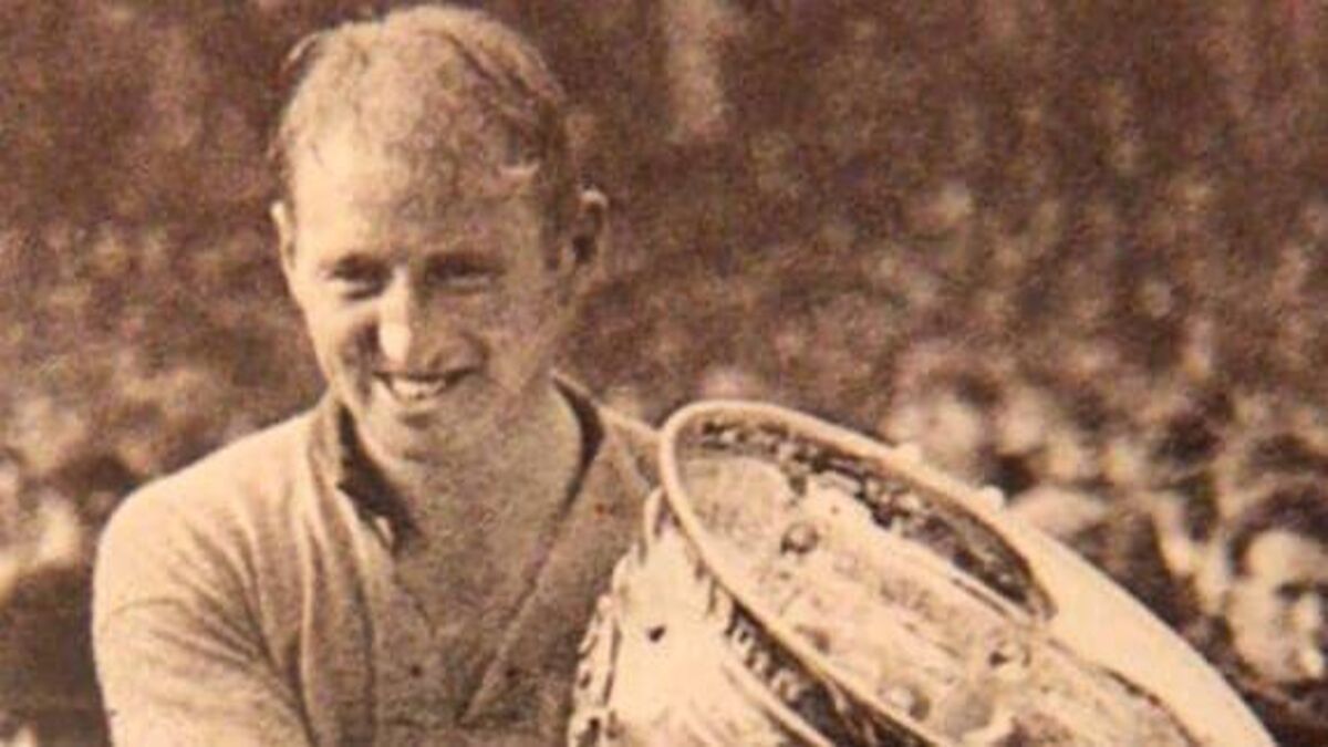 Road closure for upcoming unveiling of Jimmy Murray statue