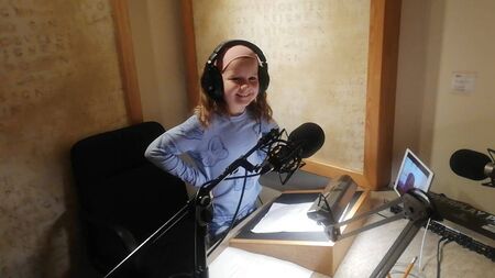 Tess (9) is the voice of Christmas advert