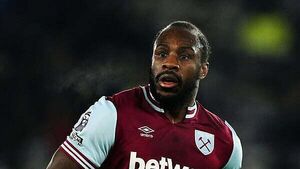 West Ham confirm Michail Antonio involved in road traffic accident West Ham confirm Michail Antonio involved in road traffic accident