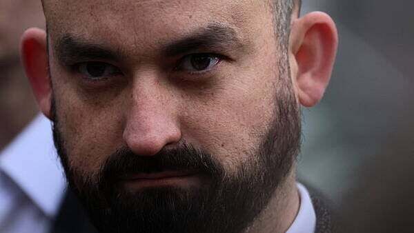 Eoin Hayes to sit as Independent in Dáil after suspension from Social Democrats