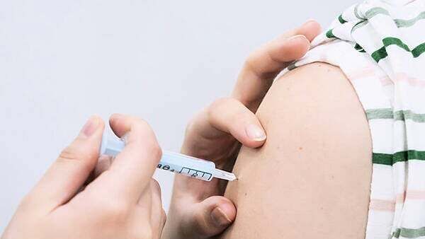 HSE urges people to get flu and Covid vaccines to avoid pressure on hospitals