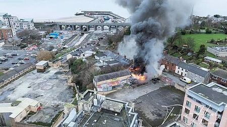 Major fire breaks out at abandoned shopping centre in north Dublin