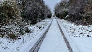 Reports of heavy snow falls in County Roscommon
