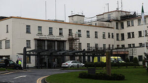 Man in serious condition in hospital following stabbing in Limerick Man in serious condition in hospital following stabbing in Limerick
