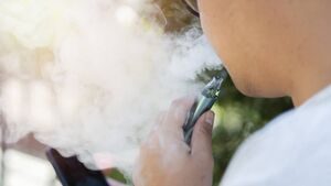 New €800 vape licence fee facing Roscommon retailers