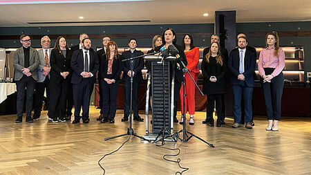 Sinn Féin frontbench stays the same as party seeks to improve support