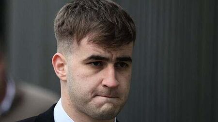 Jury urged to acquit if any doubt that murder-accused kicked man in the head