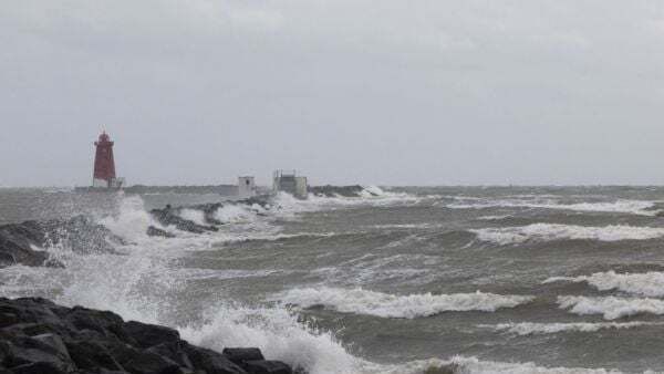 Yellow rain warning issued for two counties