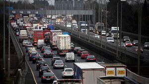 Traffic chaos on major motorway after five-car pile up Traffic chaos on major motorway after five-car pile up