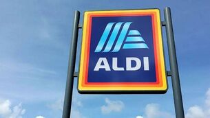 <p>Aldi sign.</p> <p>Aldi sign.</p>