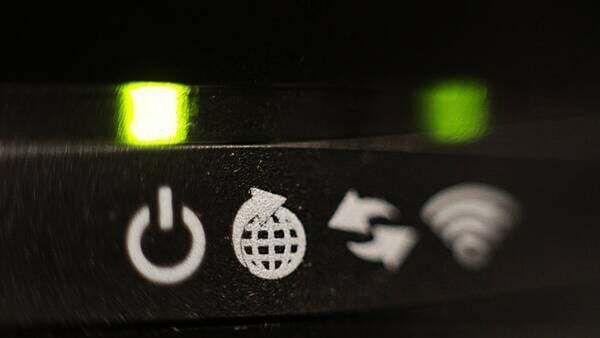 Home and business owners signing up to fixed-broadband has risen