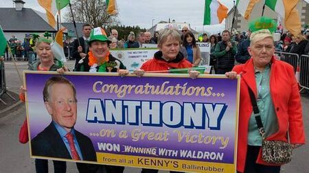 Balloons released during Ballintubber parade in memory of late councillor