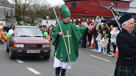 Picture Gallery: Lecarrow St. Patrick's Day Parade