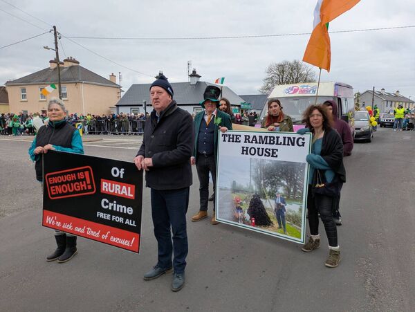 Paying tribute to the late Cllr Anthony Waldron at the Ballintubber St. Patrick's Day Parade. Pic: Liam Reynolds