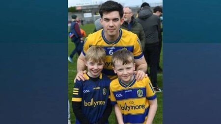 Pic of the day: Roscommon footballer celebrates promotion with cousins!