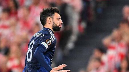 Manchester United thrash Athletic Bilbao to close in on Europa League final