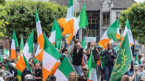 Businesses left frustrated as immigration protestors kept apart by large Garda operation in Donegal