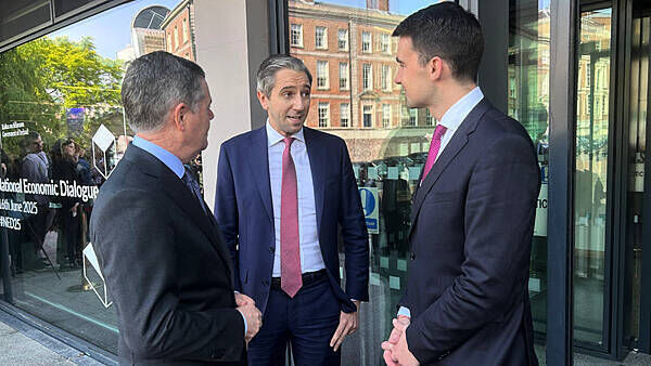 Harris warns of ‘dark cloud on the horizon’ amid US tariff threat