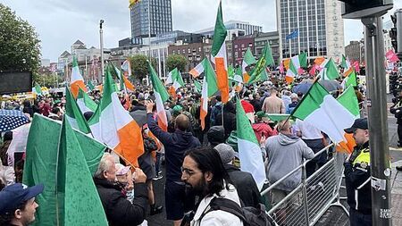 Anti-racism and anti-immigration demonstrations held in Dublin city