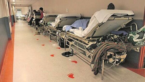 Hospital overcrowding: Over 360 patients waiting for a bed