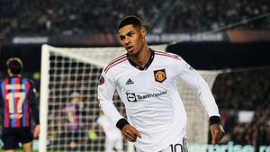 Marcus Rashford completes loan move to Barcelona