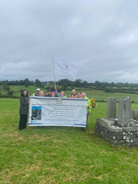 Some of the gathering attending the Bóthar Bhrochaid dawn pilgrim walk to Emlagh.