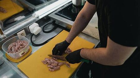 Rats, beetles, and dead cockroaches: 10 Irish food businesses served closure orders in July