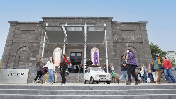 A unique journey and dancing on a Renault 4 at The Dock