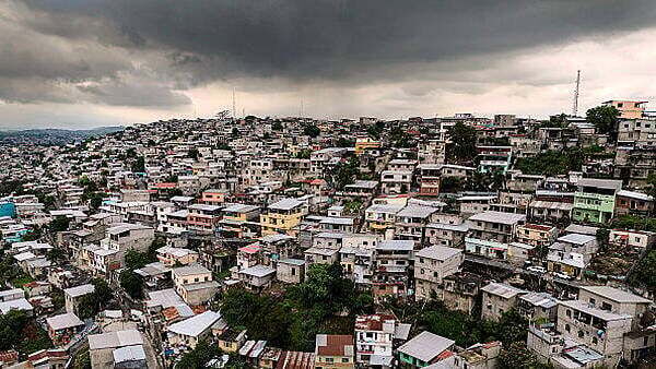 Irish man dies in Ecuador prison after being arrested at airport with alleged cocaine