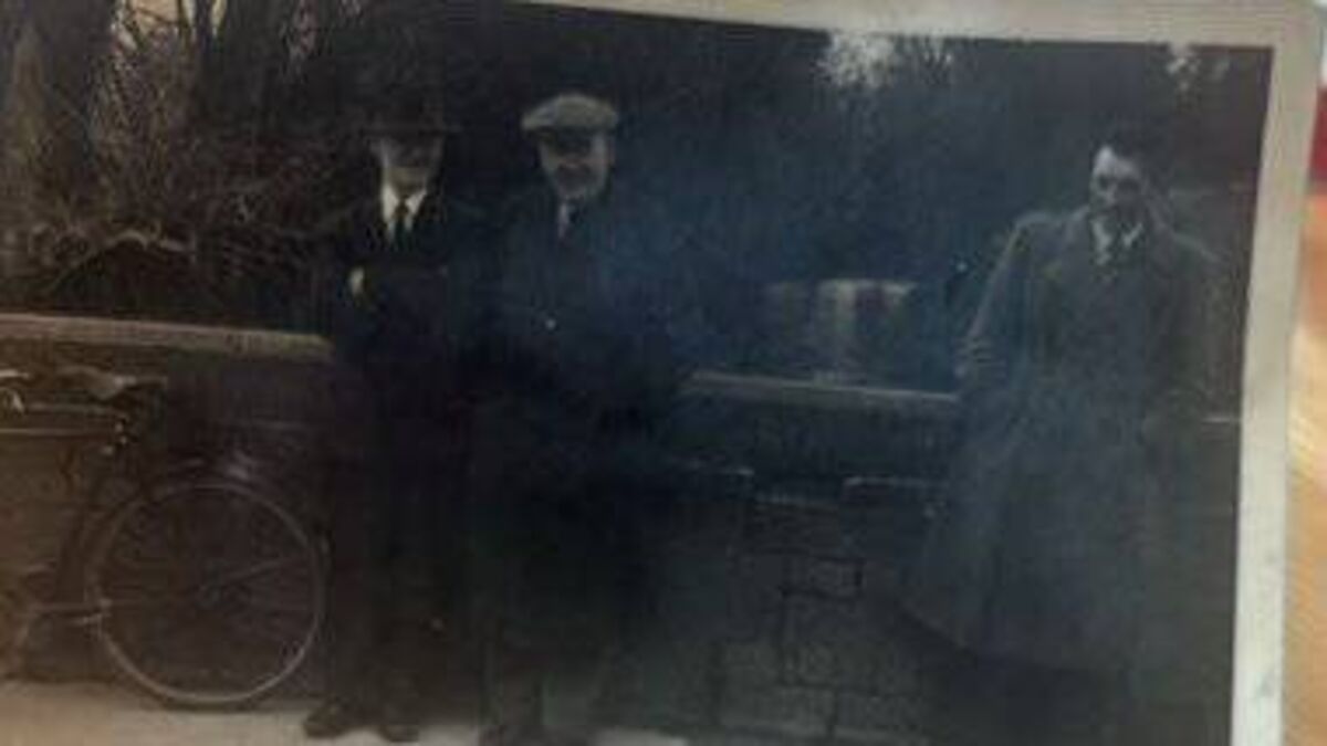 RTÉ’s Liveline appeals for information about old County Roscommon photos