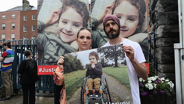 More than 1,000 people take to streets of Dublin for Harvey Morrison