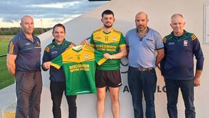 <p>Enda Hoban and Marty Hoban, on behalf of Roscommon Painting Services, present a set of jerseys to the Oran senior hurling panel. L-r: Enda Hoban, sponsor; Damien Kenny, Oran Hurling Chairperson; Shane Keane, Oran senior hurling captain; Marty Hoban, sponsor, and Tom Healy, Oran Hurling Treasurer. </p>
