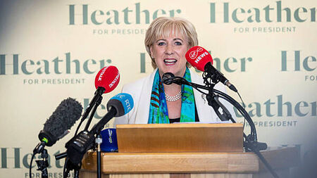 Humphreys recalls attending Orange parades but says she now supports Irish unity
