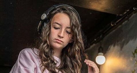 Teenage DJ brings the noise to Dublin library