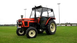 <p>This vintage Zetor 6211 tractor is the top prize in a community development fundraiser in Glinsk.</p>