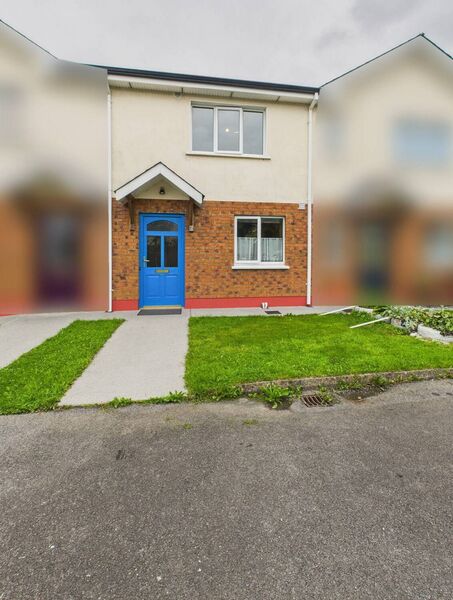Number 32 The Spinney, Roscommon Town, is a charming two-bedroom mid-terraced townhouse. Number 32 The Spinney, Roscommon Town, is a charming two-bedroom mid-terraced townhouse.
