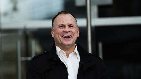 Taxi driver who assaulted clamper claims jury 'dined with State' with subsidised lunch